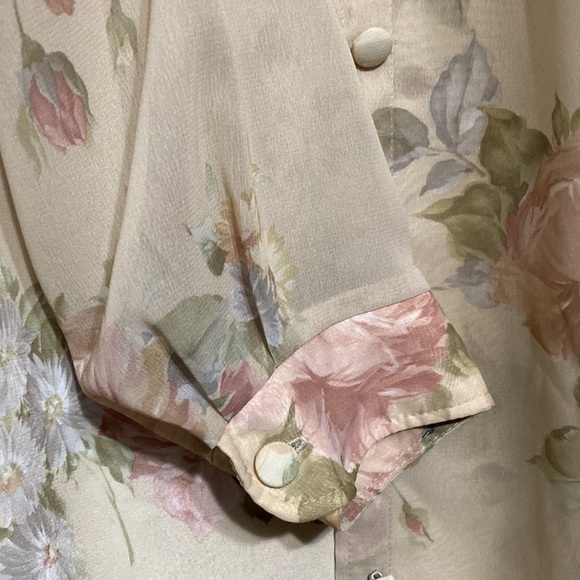 Beautiful Floral Vintage set by‎ Perceptions by Irene B, Size Large. - Picture 11 of 12